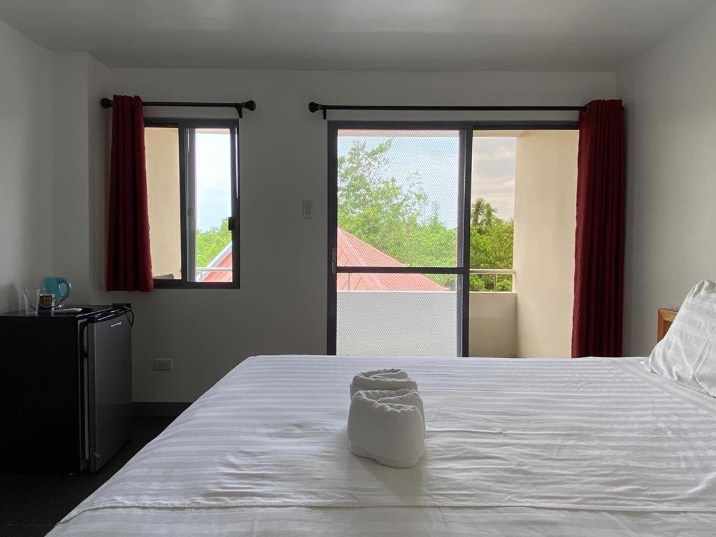 Malipaj Apartments Panglao Exterior photo